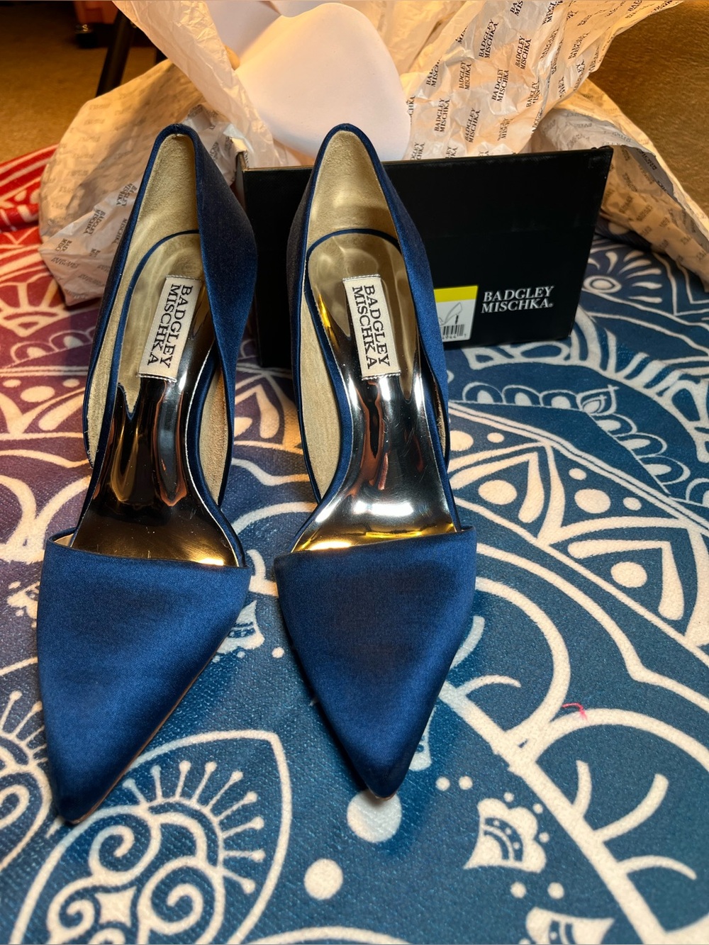 NIB Badgley Mischka Emily Satin Navy Embellished Bridal Pumps 6 M
